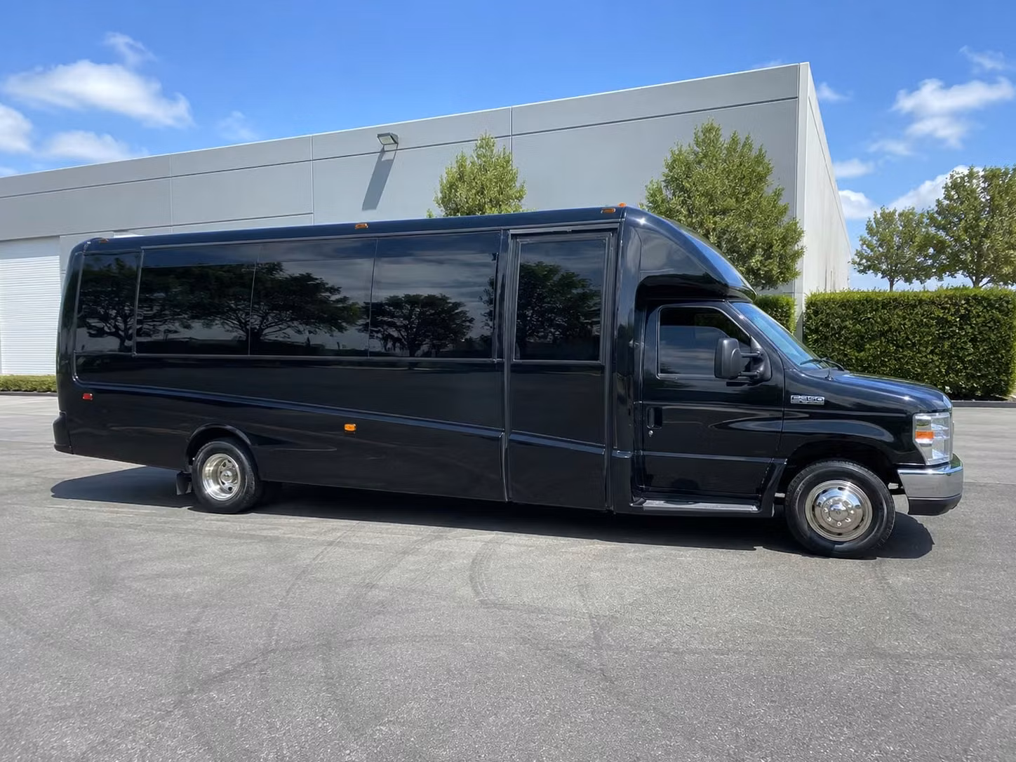 party bus rentals for oklahoma city prom night at chesapeake energy arena and beyond