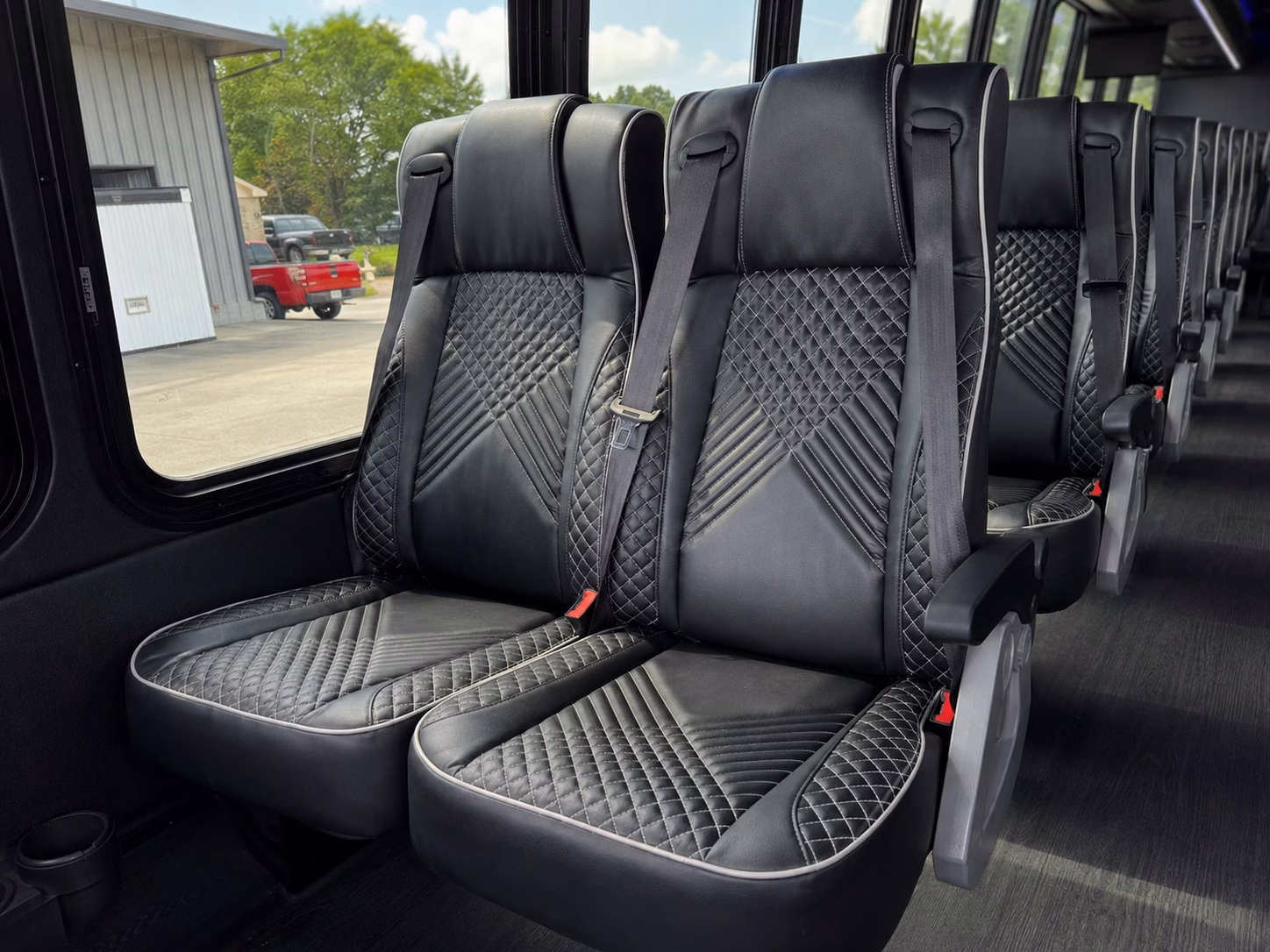 prom transportation in oklahoma city and all the surrounding areas